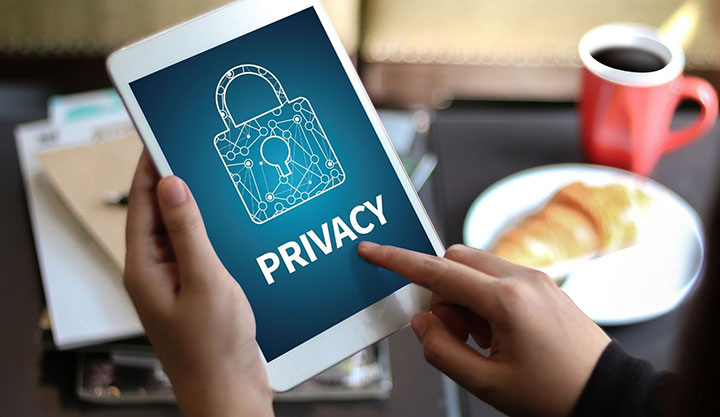 Privacy Feature of Digitally Verifiable Credentials