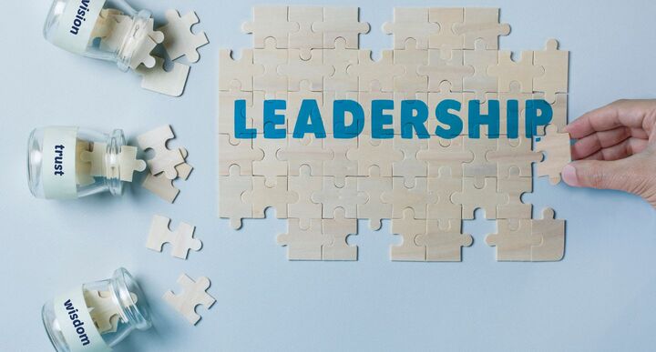 Introduction to Corporate LeadershipIntroduction to Corporate Leadership